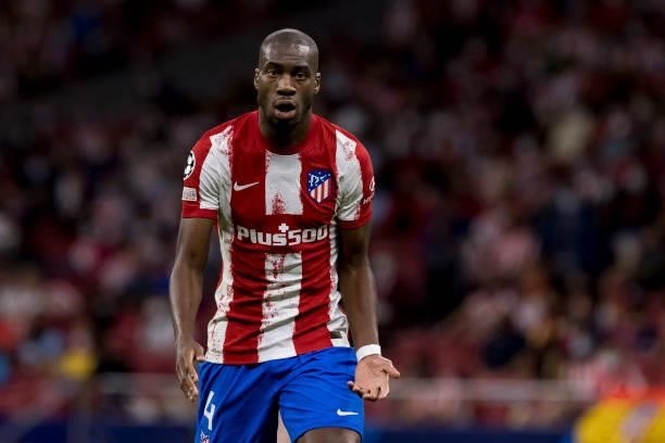 Geoffrey Kondogbia of Atletico de Madrid looks on during the UEFA Champions League group B match between Atletico Madrid and FC Porto at Wanda...
