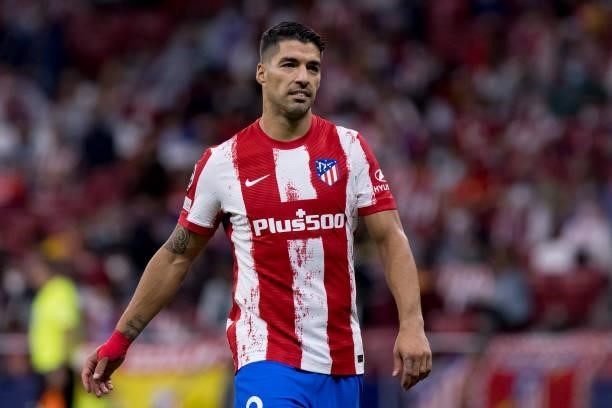 Luis Suarez of Atletico de Madrid looks dejected during the UEFA Champions League group B match between Atletico Madrid and FC Porto at Wanda...