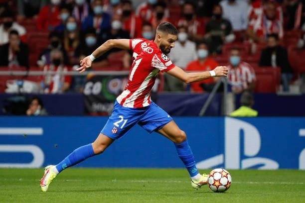 Yannick Carrasco of Atletico de Madrid in action during the UEFA Champions League match between Atletico de Madrid and FC Porto at Wanda...