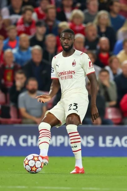 Fikayo Tomori of Milan controls the ball during the UEFA Champions League group B match between Liverpool FC and AC Milan at Anfield on September 15,...