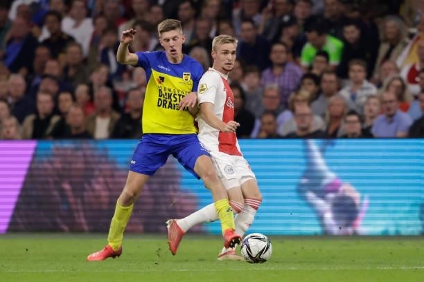 Mees Hoedemakers of SC Cambuur, Kenneth Taylor of Ajax during the Dutch Eredivisie match between Ajax v SC Cambuur at the Johan Cruijff Arena on...