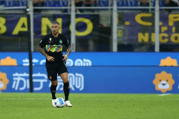 Aleksandar Kolarov of FC Internazionale controls the ball during the Serie A match between FC Internazionale and Bologna FC at Stadio Giuseppe Meazza...