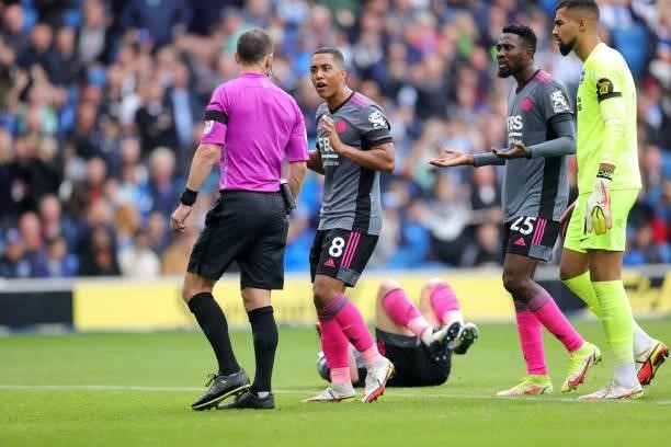 Youri Tielemans of Leicester City protests to referee Stuart Attwell after VAR rules Harvey Barnes of Leicester City's goal offside during the...