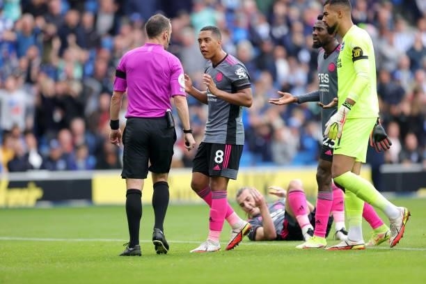 Youri Tielemans of Leicester City protests to referee Stuart Attwell after VAR rules Harvey Barnes of Leicester City's goal offside during the...