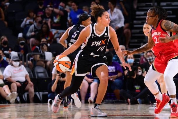Bria Hartley of the Phoenix Mercury dribbles the ball during the game against the Las Vegas Aces on September 19, 2021 at Footprint Center in...