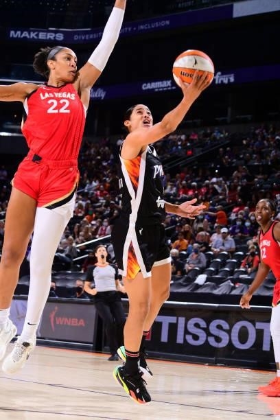 Skylar Diggins-Smith of the Phoenix Mercury drives to the basket during the game against the Las Vegas Aces on September 19, 2021 at Footprint Center...