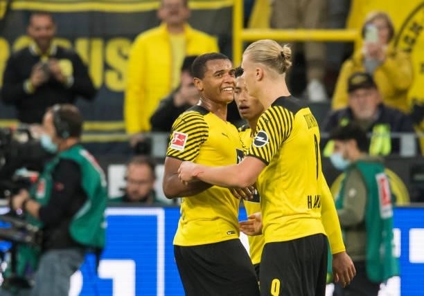 Erling Haaland celebrates his goal to the 4:2 with Manuel Akanji during the Bundesliga match between Borussia Dortmund and 1. FC Union Berlin on...