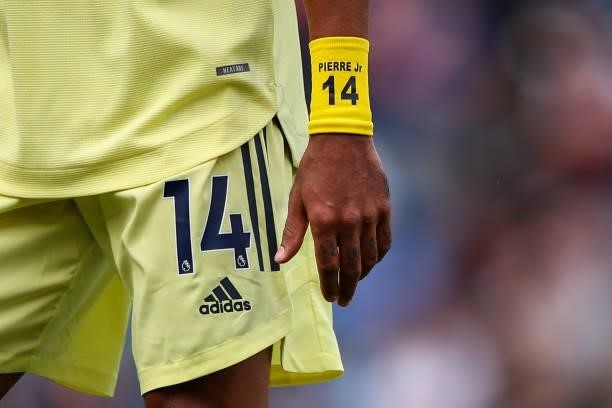 Custom sweat band of Pierre-Emerick Aubameyang of Arsenal during the Premier League match between Burnley and Arsenal at Turf Moor on September 18,...