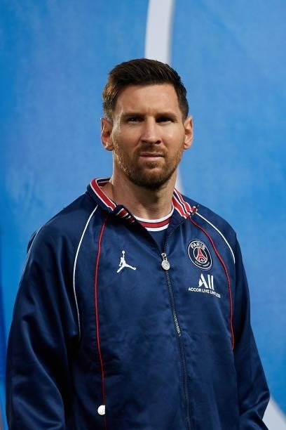Leo Messi of PSG prior to the Ligue 1 Uber Eats match between Paris Saint Germain and Lyon at Parc des Princes on September 19, 2021 in Paris, France.