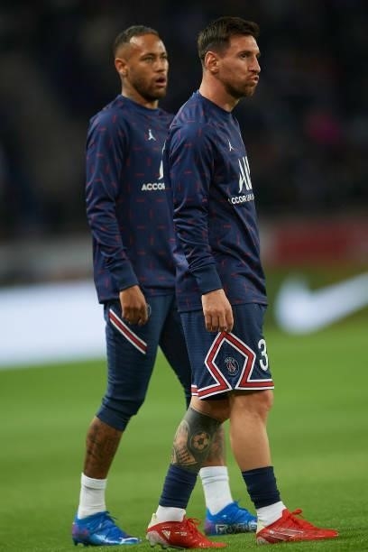 Leo Messi and Neymar of PSG during the warm-up before the Ligue 1 Uber Eats match between Paris Saint Germain and Lyon at Parc des Princes on...