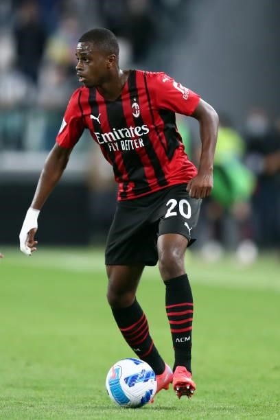 Pierre Kalulu of AC Milan controls the ball during the Serie A match between Juventus and AC Milan at Allianz Stadium on September 19, 2021 in Turin,...