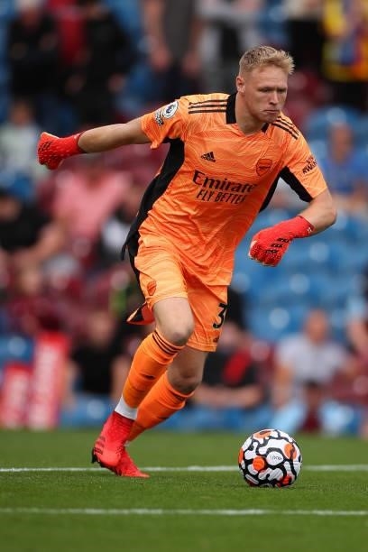 Aaron Ramsdale of Arsenal during the Premier League match between Burnley and Arsenal at Turf Moor on September 18, 2021 in Burnley, England.
