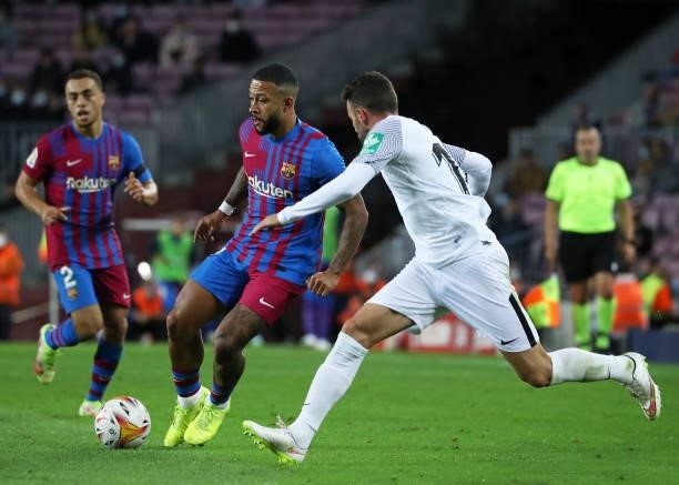 Memphis Depay during the match between FC Barcelona and Granada CF, corresponding to the week 5 of the group A of the Liga Santander, played at the...