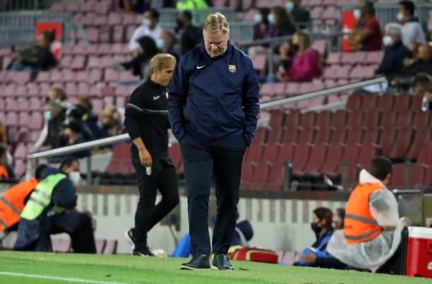 Ronald Koeman during the match between FC Barcelona and Granada CF, corresponding to the week 5 of the group A of the Liga Santander, played at the...