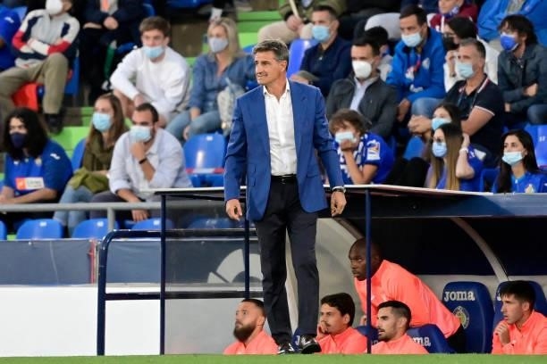 Getafe's Spanish coach Michel looks on during the Spanish League football match between Getafe CF and Club Atletico de Madrid at the Col. Alfonso...