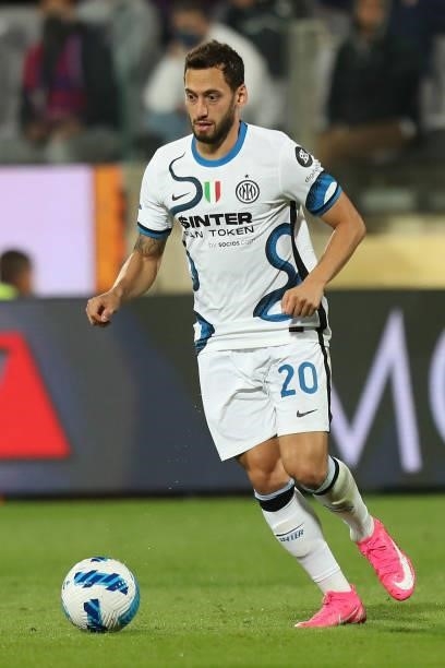Hakan Calhanoglu of FC Internazionale in action during the Serie A match between ACF Fiorentina v FC Internazionale on September 21 in Florence,...