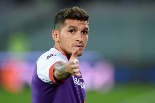 Lucas Torreira of ACF Fiorentina gestures during the Serie A match between ACF Fiorentina and FC Internazionale at Stadio Artemio Franchi, Florence,...