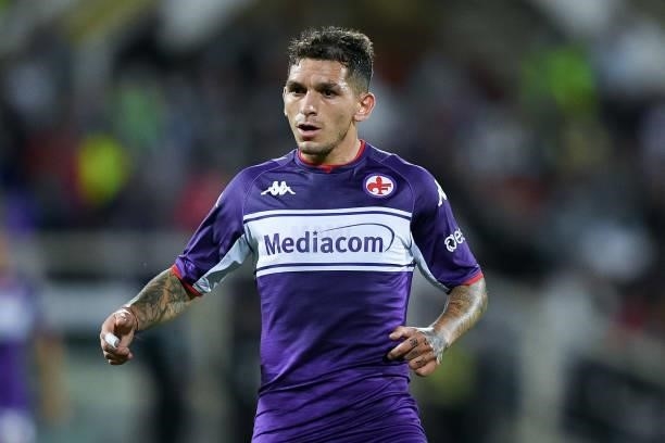 Lucas Torreira of ACF Fiorentina looks on during the Serie A match between ACF Fiorentina and FC Internazionale at Stadio Artemio Franchi, Florence,...