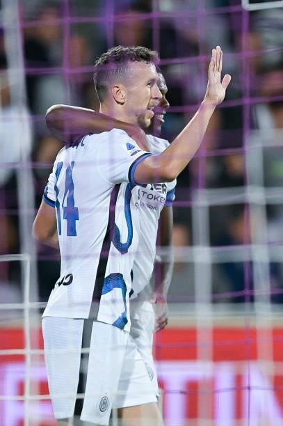 Ivan Perisic of FC Internazionale celebrates after scoring third goal during the Serie A match between ACF Fiorentina and FC Internazionale at Stadio...