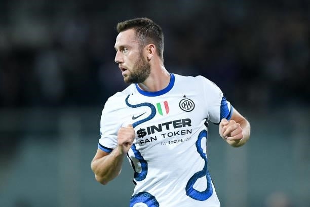 Stefan de Vrij of FC Internazionale looks on during the Serie A match between ACF Fiorentina and FC Internazionale at Stadio Artemio Franchi,...