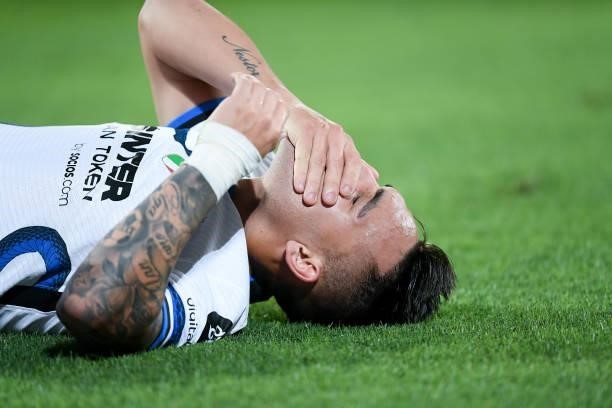 Lautaro Martinez of FC Internazionale lies down injured during the Serie A match between ACF Fiorentina and FC Internazionale at Stadio Artemio...