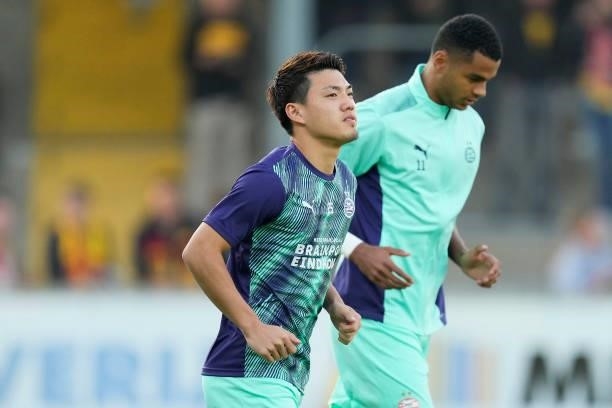 Ritsu Doan of PSV during the warming up during the Dutch Eredivisie match between Go Ahead Eagles v PSV at the De Adelaarshorst on September 22, 2021...