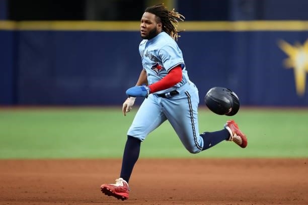 Vladimir Guerrero Jr. #27 of the Toronto Blue Jays runs to third in the eight inning during the game between the Toronto Blue Jays and the Tampa Bay...