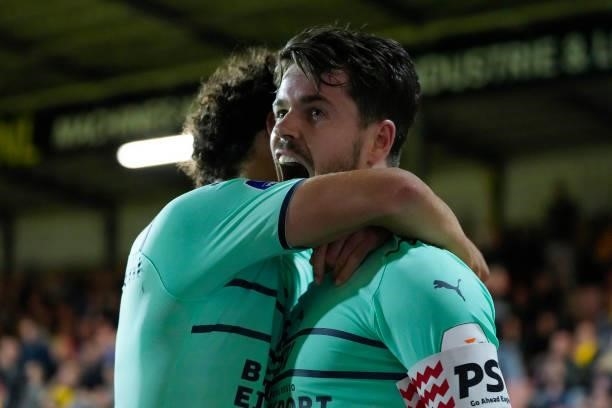 Marco van Ginkel of PSV celebrates 1-2 with Andre Ramalho of PSV during the Dutch Eredivisie match between Go Ahead Eagles v PSV at the De...