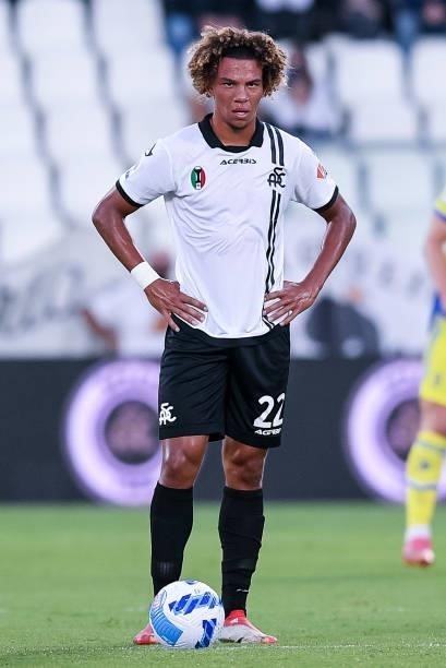 Janis Antiste of Spezia Calcio looks dejected during the Serie A match between Spezia Calcio and FC Juventus at Stadio Alberto Picco on 22 September...