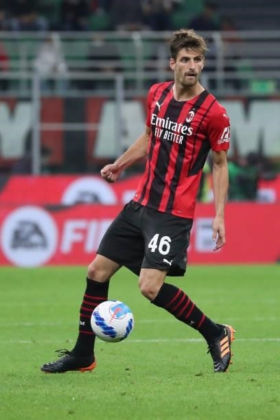 Matteo Gabbia of AC Milan in action during the Serie A match between AC Milan and Venezia FC at Stadio Giuseppe Meazza on September 22, 2021 in...