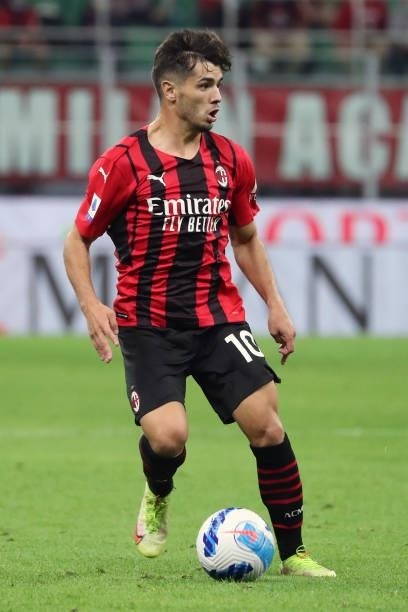Brahim Díaz of AC Milan in action during the Serie A match between AC Milan and Venezia FC at Stadio Giuseppe Meazza on September 22, 2021 in Milan,...