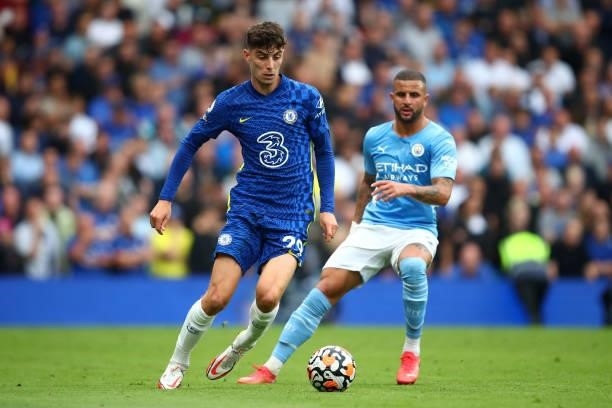 Kai Havertz of Chelsea in action with Kyle Walker of Manchester City during the Premier League match between Chelsea and Manchester City at Stamford...