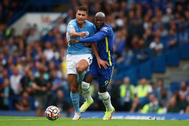 Rodrigo of Manchester City in action with Romelu Lukaku of Chelsea during the Premier League match between Chelsea and Manchester City at Stamford...