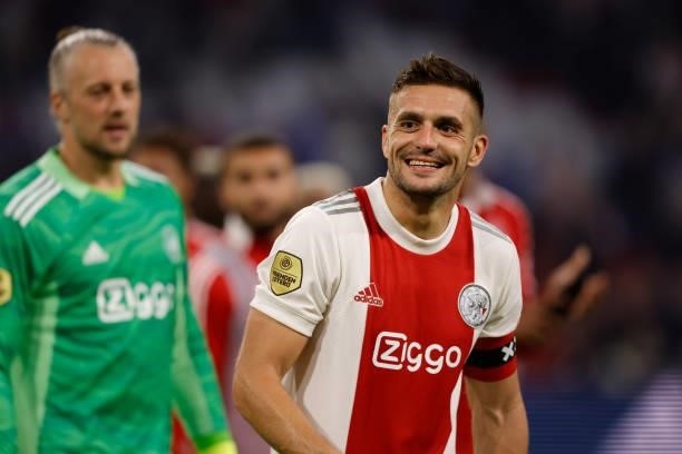 Dusan Tadic of Ajax celebrates the victory during the Dutch Eredivisie match between Ajax v FC Groningen at the Johan Cruijff Arena on September 25,...