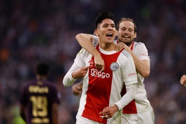 Edson Alvarez of Ajax celebrates 1-0 with Daley Blind of Ajax during the Dutch Eredivisie match between Ajax v FC Groningen at the Johan Cruijff...