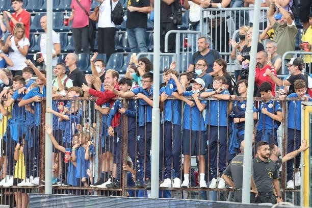 Fans of Empoli FC during the Serie A match between Empoli FC and Bologna FC at Stadio Carlo Castellani on September 26, 2021 in Empoli, Italy.