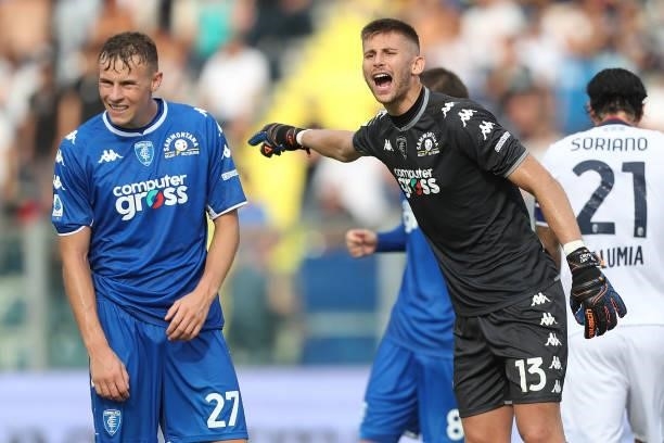 Guglielmo Vicario of Empoli FC in action during the Serie A match between Empoli FC and Bologna FC at Stadio Carlo Castellani on September 26, 2021...