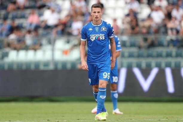 Andrea Pinamonti of Empoli FC in action during the Serie A match between Empoli FC and Bologna FC at Stadio Carlo Castellani on September 26, 2021 in...