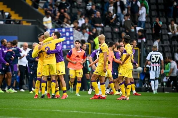 Fiorentinca celebrates after winning the match during the Italian football Serie A match Udinese Calcio vs ACF Fiorentina on settembre 26, 2021 at...