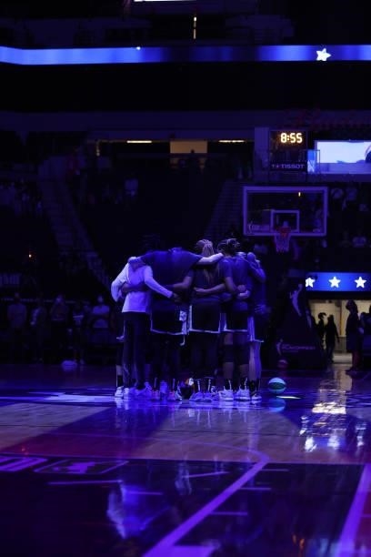 The Minnesota Lynx huddle up before the game against the Chicago Sky during the 2021 WNBA Playoffs on September 26, 2021 at Target Center in...
