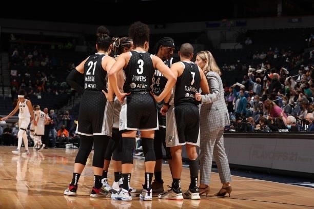 The Minnesota Lynx huddle up during the game against the Chicago Sky during the 2021 WNBA Playoffs on September 26, 2021 at Target Center in...