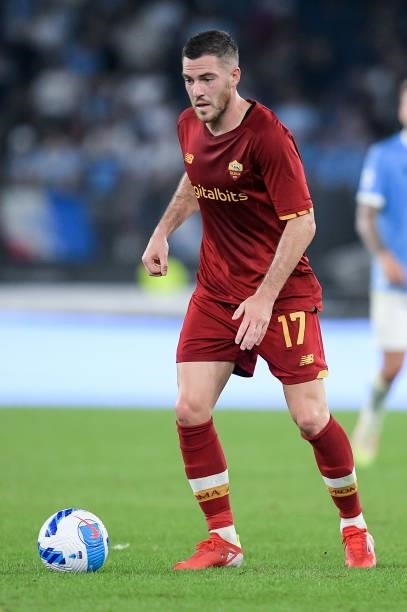 Jordan Veretout of AS Roma during the Serie A match between SS Lazio and AS Roma at Stadio Olimpico, Rome, Italy on 26 September 2021.