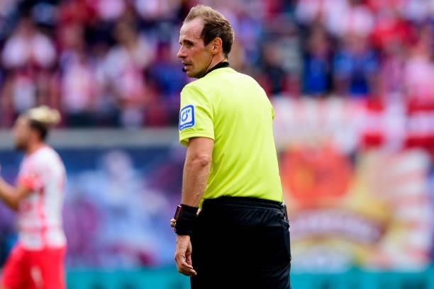 Referee Sascha Stegemann looks on during the Bundesliga match between RB Leipzig and Hertha BSC at Red Bull Arena on September 25, 2021 in Leipzig,...