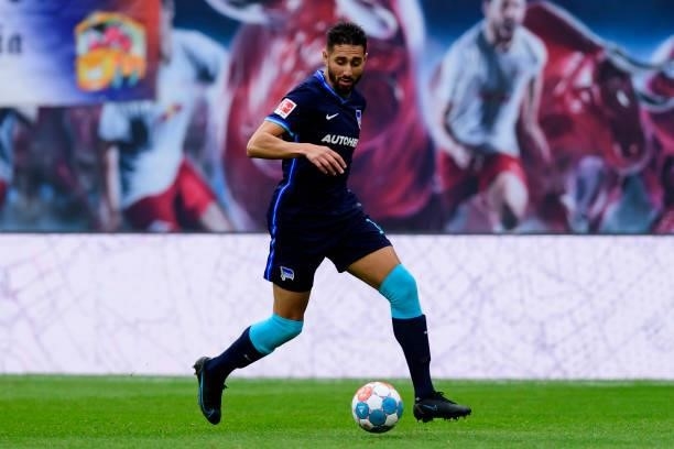 Ishak Belfodil of Hertha BSC controls the ball during the Bundesliga match between RB Leipzig and Hertha BSC at Red Bull Arena on September 25, 2021...