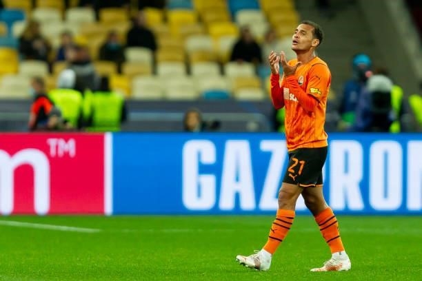 Alan Patrick of FC Shakhtar Donetsk looks dejected during the UEFA Champions League group D match between Shakhtar Donetsk and Inter at Metalist...