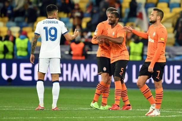 Footballers react after the UEFA Champions League football match between Shakhtar Donetsk and Inter Milan at the Olympic Stadium in Kiev on September...