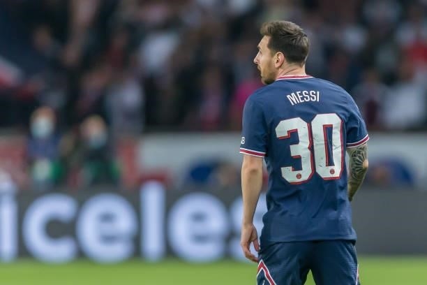 Lionel Messi of Paris Saint-Germain Looks on during the UEFA Champions League match between Paris Saint Germain and Manchester City at Parc des...
