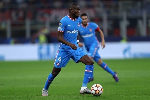 Geoffrey Kondogbia of Atletico Madrid controls the ball during the UEFA Champions League Group B match between AC Milan and Atletico Madrid at...
