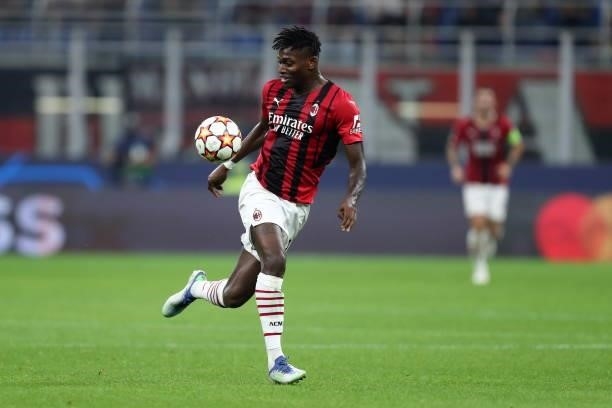 Rafael Leao of AC Milan controls the ball during the UEFA Champions League Group B match between AC Milan and Atletico Madrid at Giuseppe Meazza...