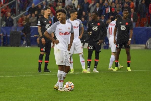 Karim Adeyemi of Salzburg prepares before kicking a penalty during the UEFA Champions League group G match between FC Red Bull Salzburg and Lille OSC...